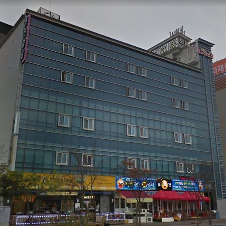 Cats Motel Каннин Екстер'єр фото